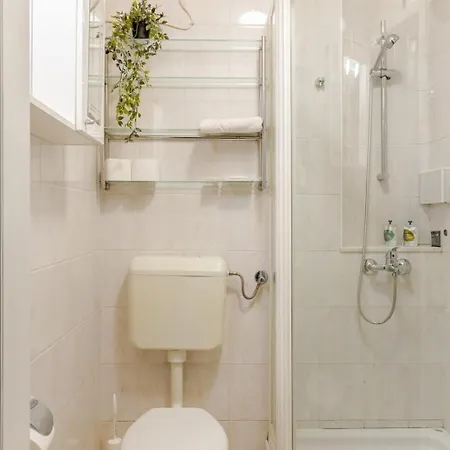 New Place - Dr House *