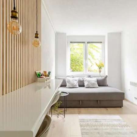 New Place - Dr House * Sarajevo