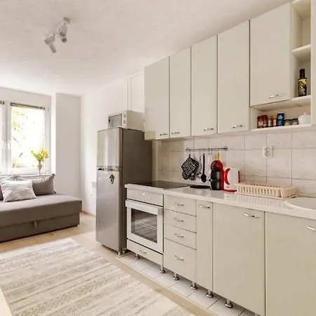 New Place - Dr House Sarajevo