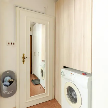 New Place - Dr House Sarajevo